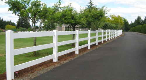 Commercial Vinyl Gates and Fencing